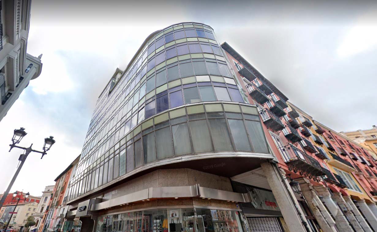 almacenes edificio campo